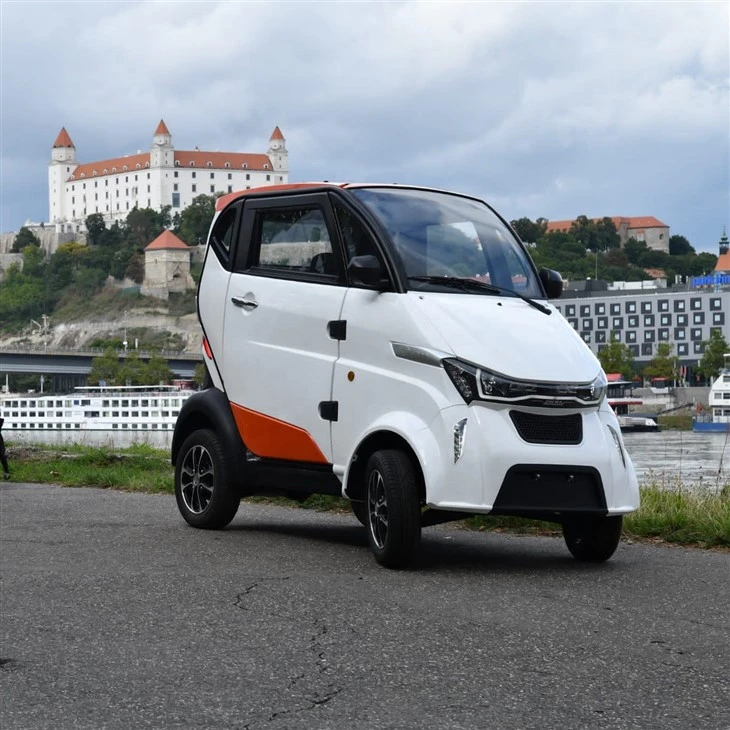 Low Speed Mini Electric Vehicle Small Car For Daily Travel